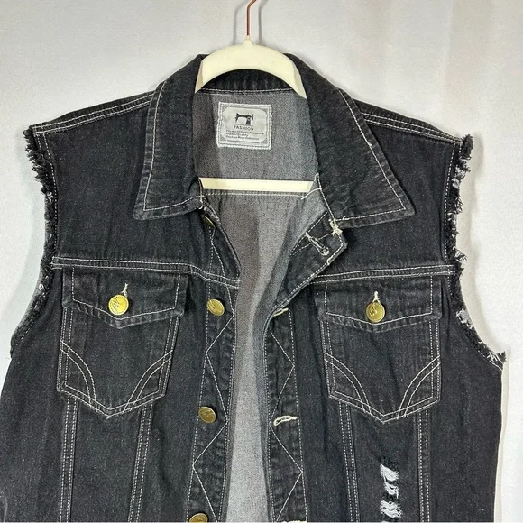 Men’s Denim Ripped Vest Trucker Biker Sleeveless Black Button Down Size Medium - Picture 3 of 10